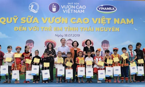 Quỹ sữa Vươn Cao Việt Nam: Nỗ lực vì sứ mệnh:“Để trẻ em đều được uống sữa mỗi ngày\"